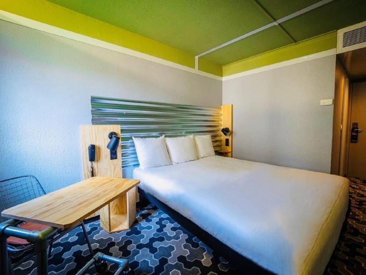 Ibis Styles Bobigny Centre Prefecture Hotel Exterior photo
