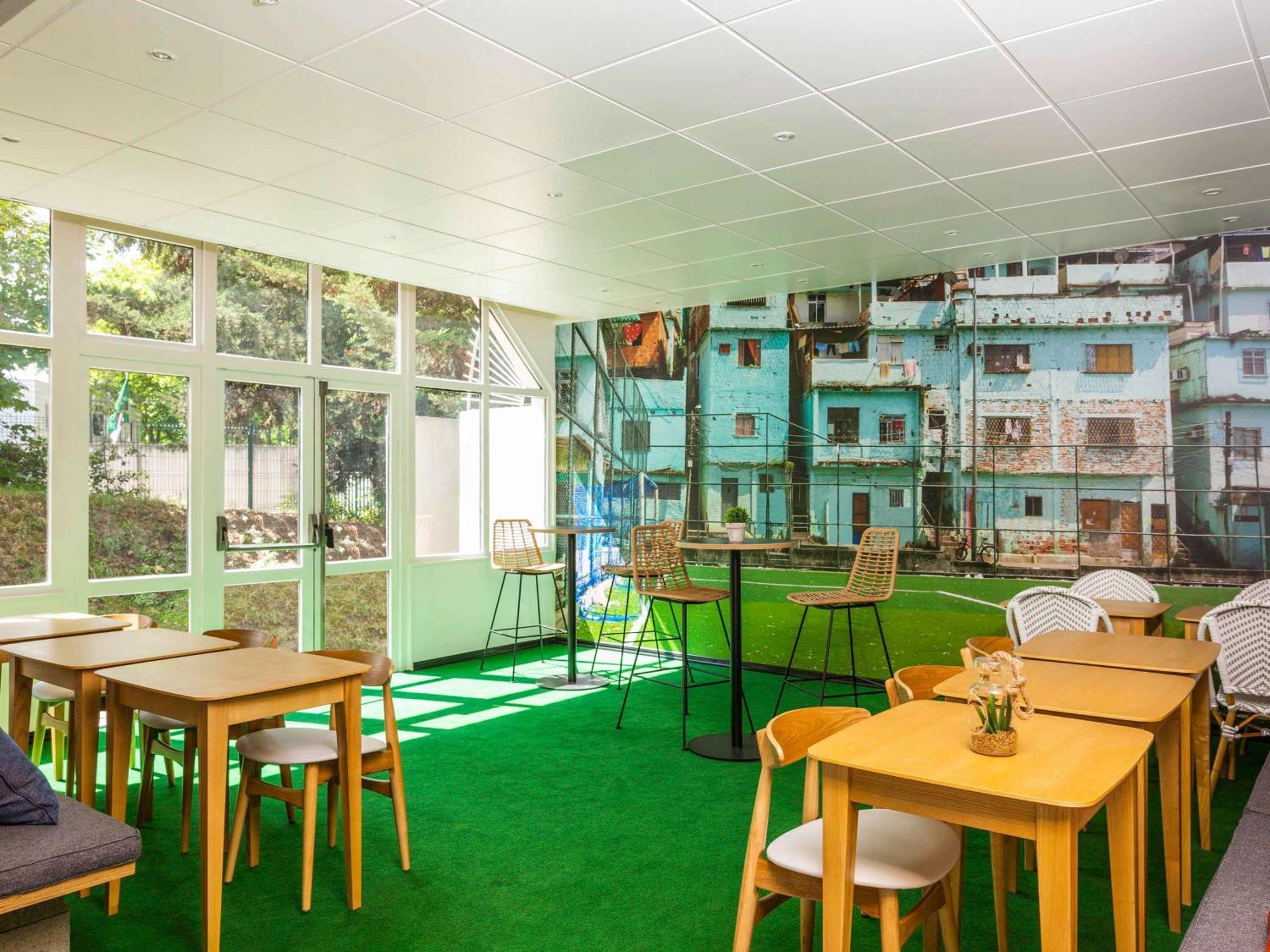 Ibis Styles Bobigny Centre Prefecture Hotel Exterior photo